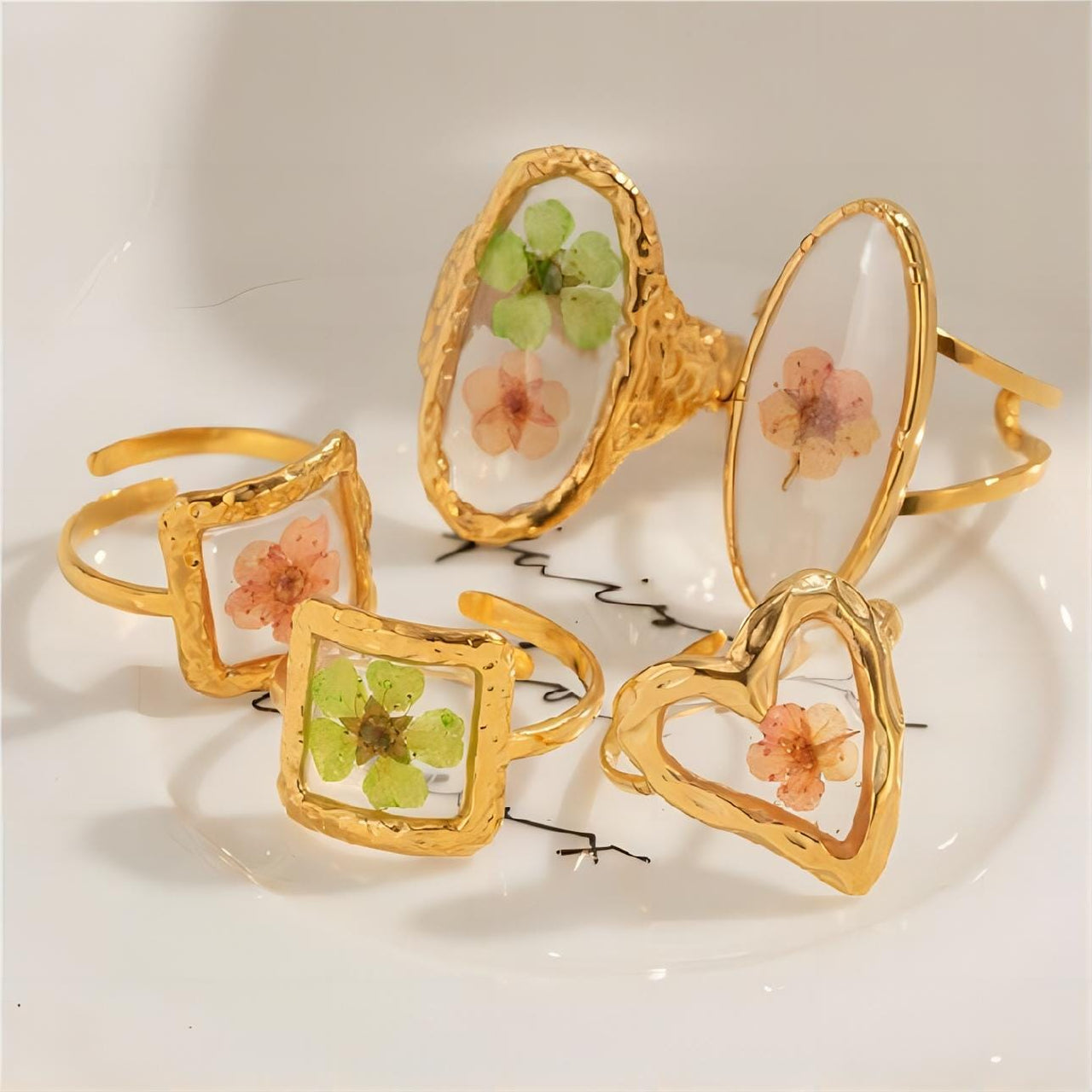 18K Gold Real Dried Flower Ring - ArtGalleryZen