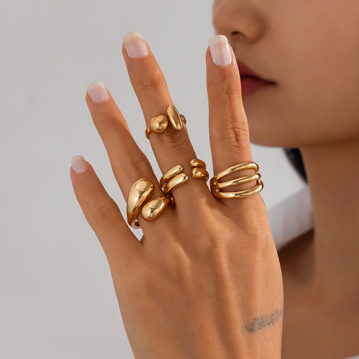 4 Pcs Gold Silver Tone Asymmetric Hollow Pattern Open Ring Set