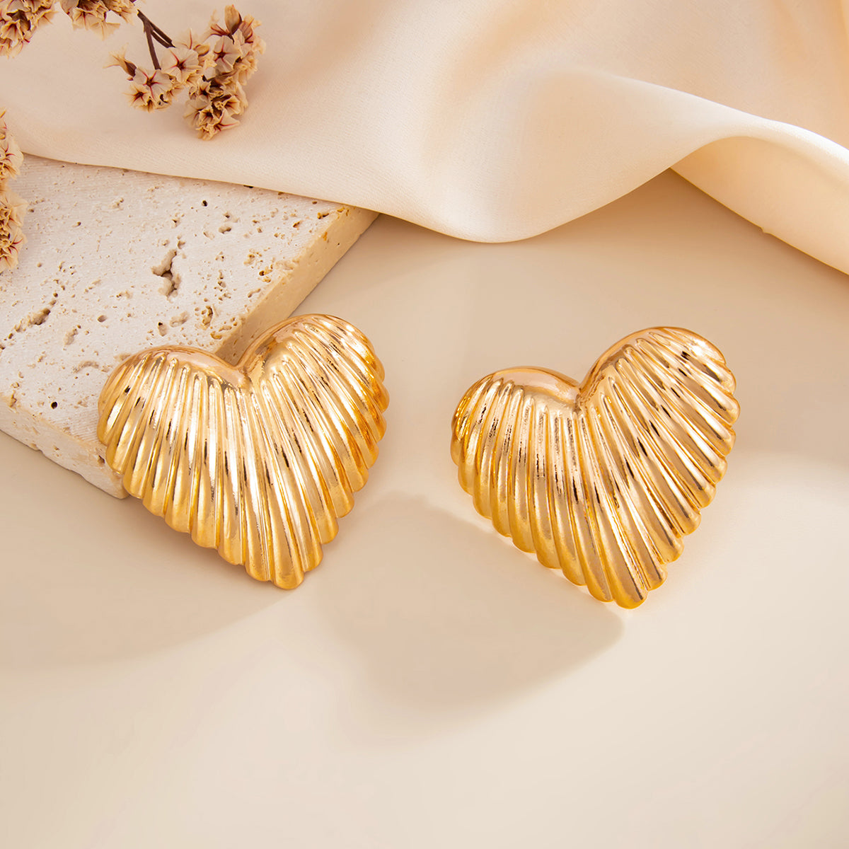 Trendy Chunky Heart Stud Earrings
