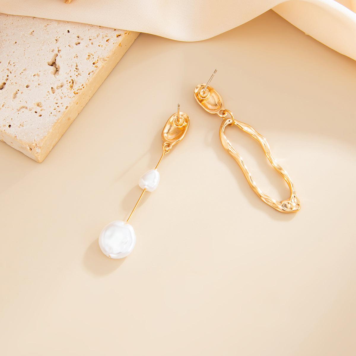 Asymmetrical Pearl Irregular Hoop Dangle Earrings