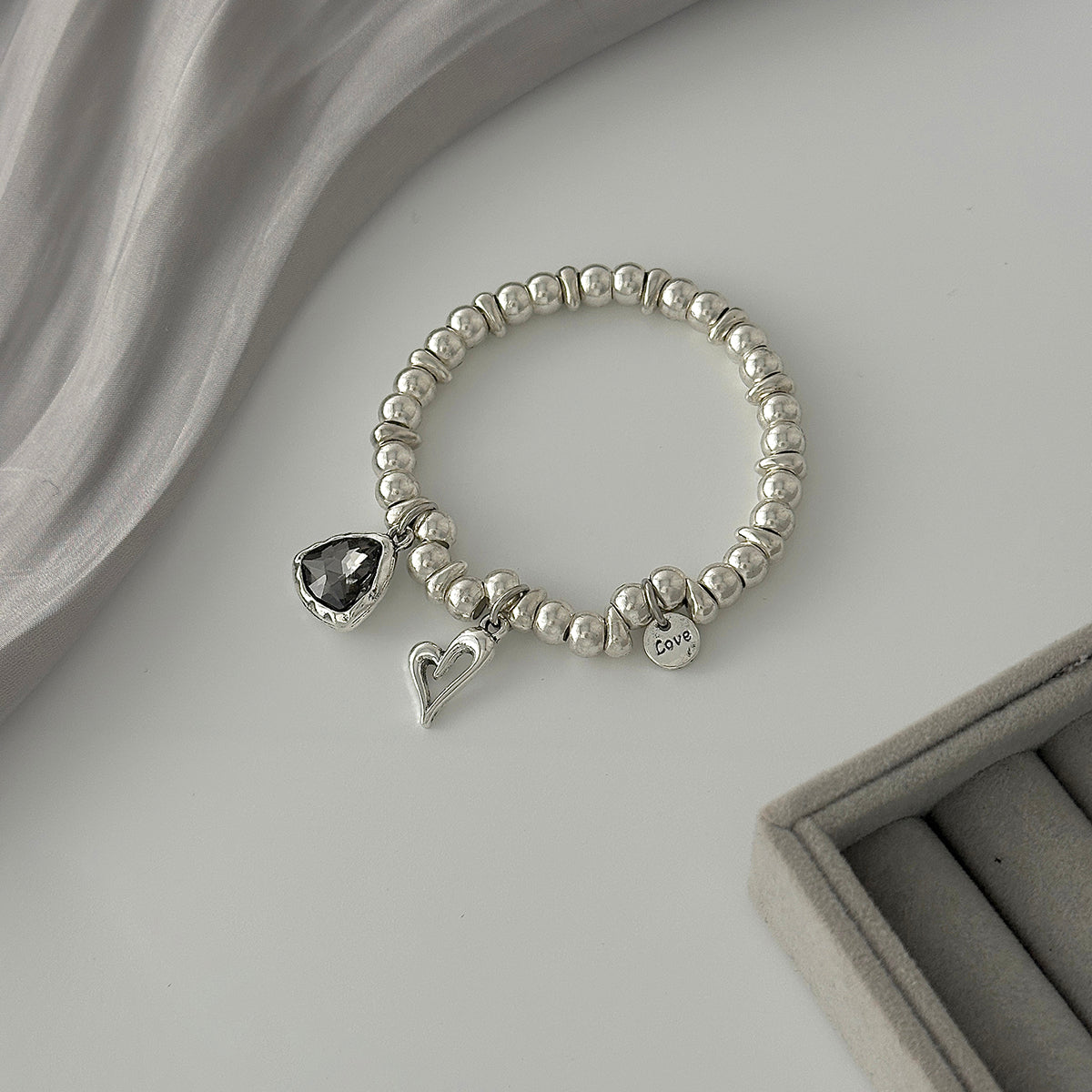 Charming Rhinestone Love Heart Pendant Beaded Chain Bracelet