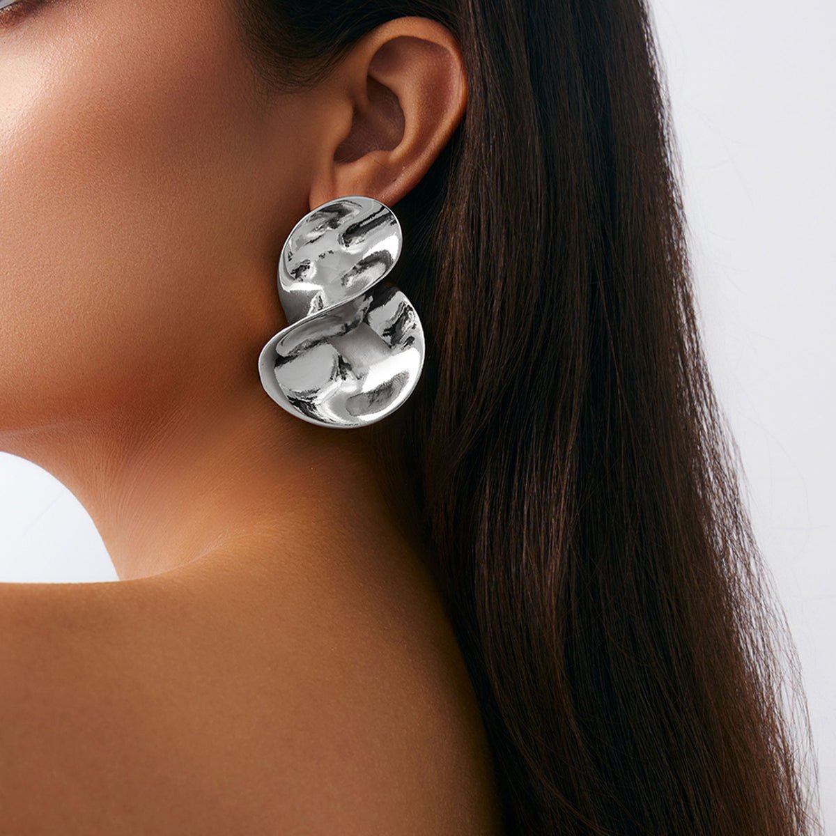 Abstract Chunky Curved Ribbon Stud Earrings - ArtGalleryZen