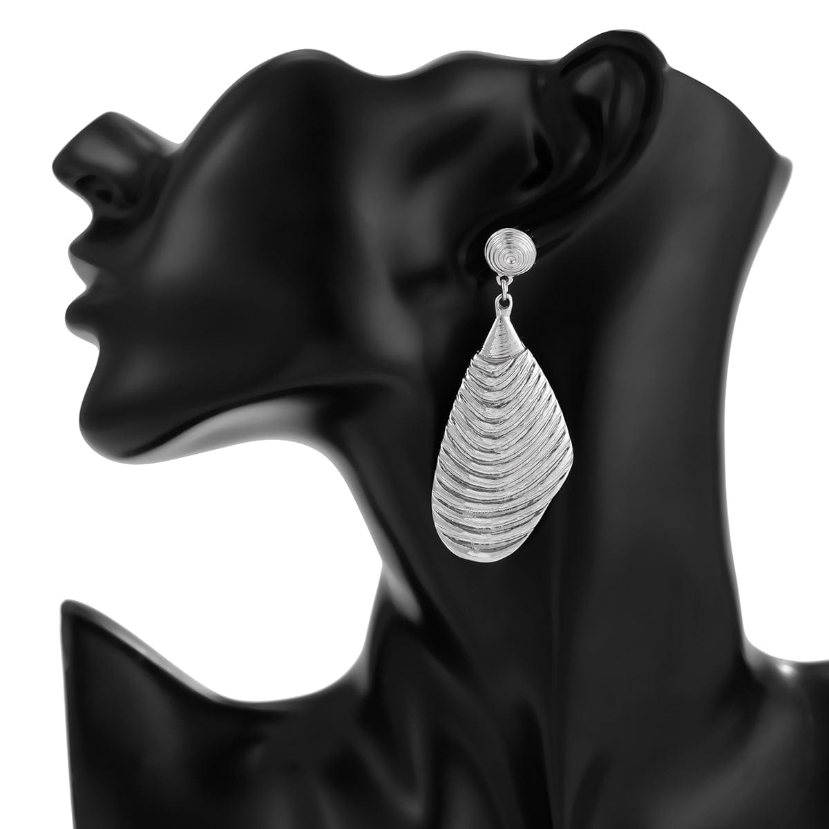 Abstract Chunky Dangling Conch Pattern Earrings