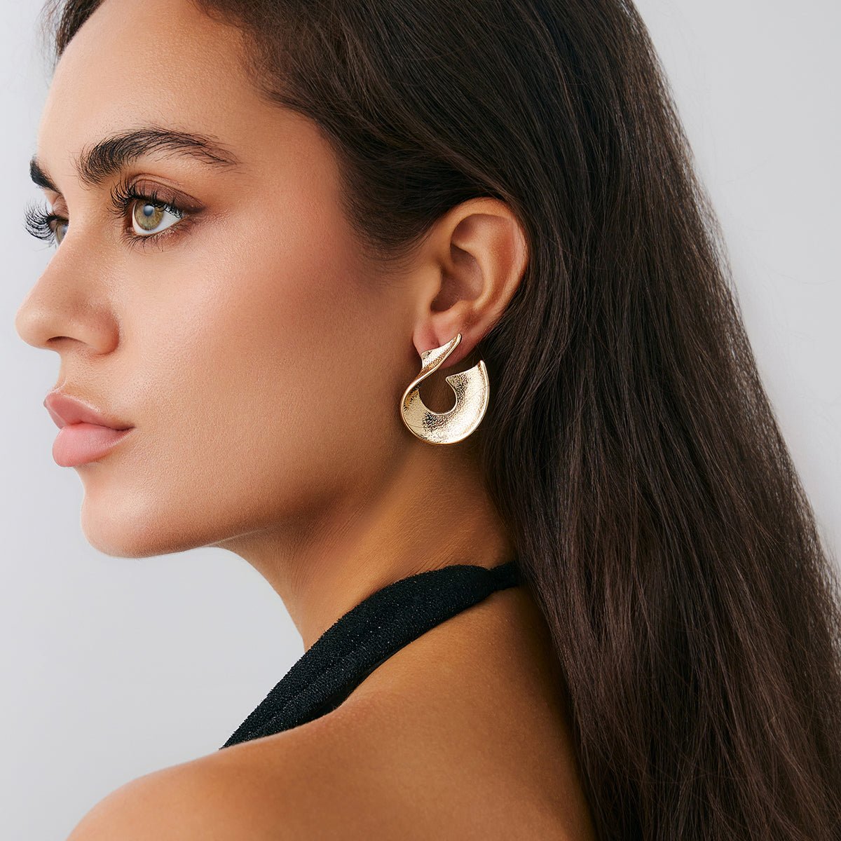 Abstract Curved Ribbon Earrings - ArtGalleryZen