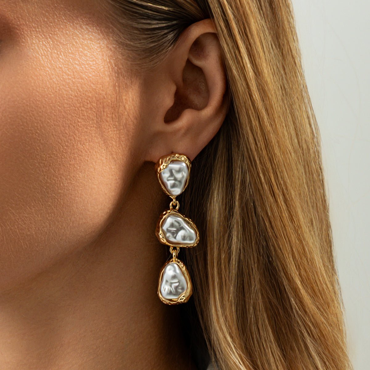 Abstract Pearl Waterdrop Dangle Earrings - ArtGalleryZen