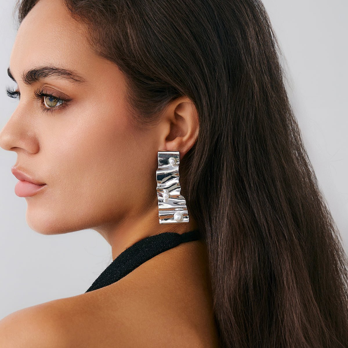 Abstract Pleated Ribbon Pearl Stud Earrings - ArtGalleryZen