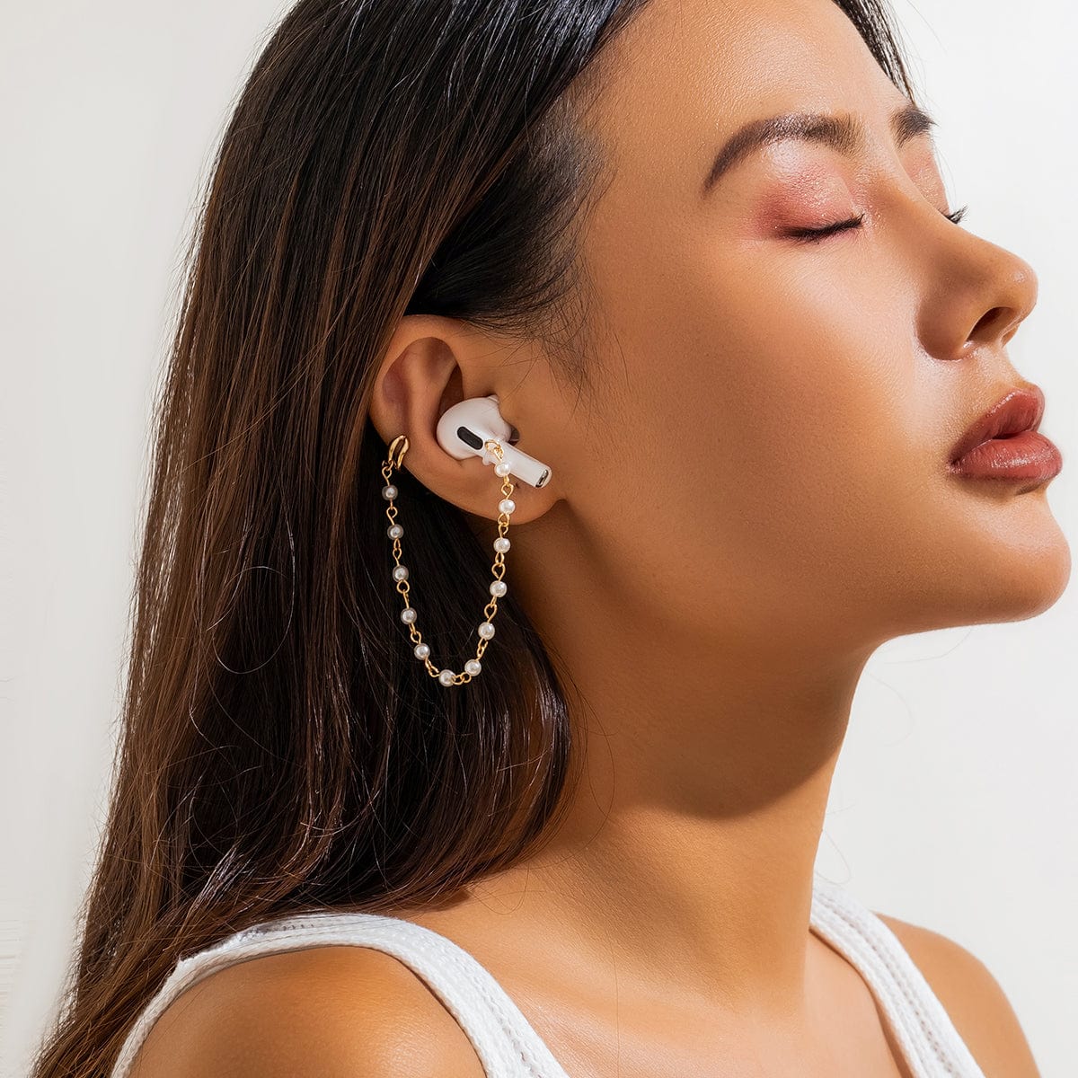Anti-lost Wireless AirPods Earphone Pearl Chain Ear Cuff Earring - ArtGalleryZen