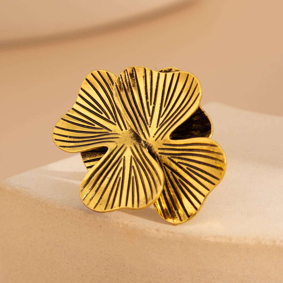 Antique Gold Silver Tone Chunky Textured Flower Ring - ArtGalleryZen