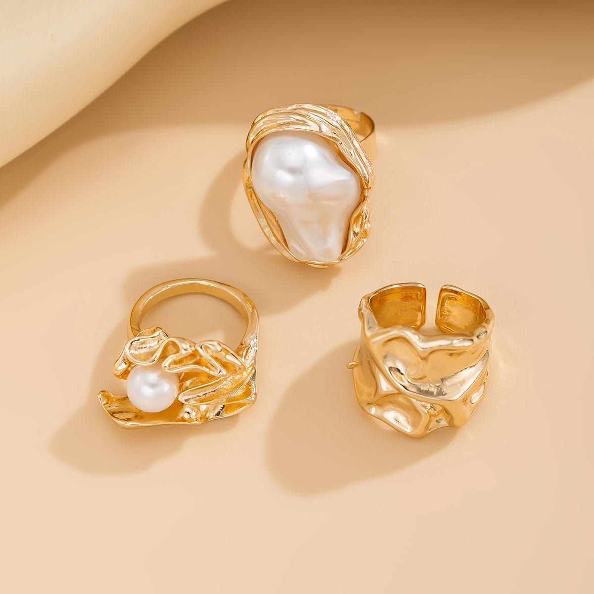 Baroque 3pcs Irregular Pearl Inlaid Pleated Ring Set - ArtGalleryZen