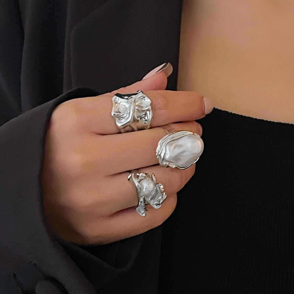 Baroque 3pcs Irregular Pearl Inlaid Pleated Ring Set