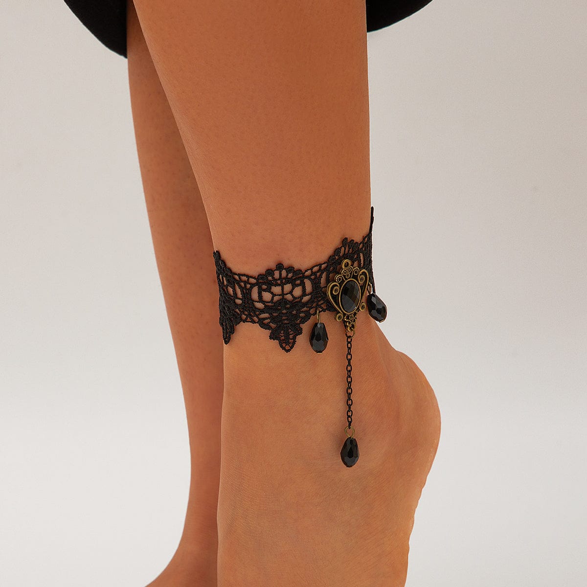 Baroque Dangling Crystal Floral Lace Anklet