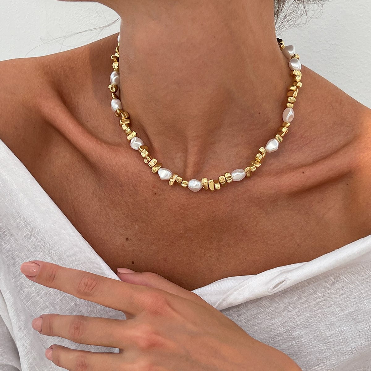 Baroque Gold Silver Tone Irregular Pearl Beaded Necklace - ArtGalleryZen