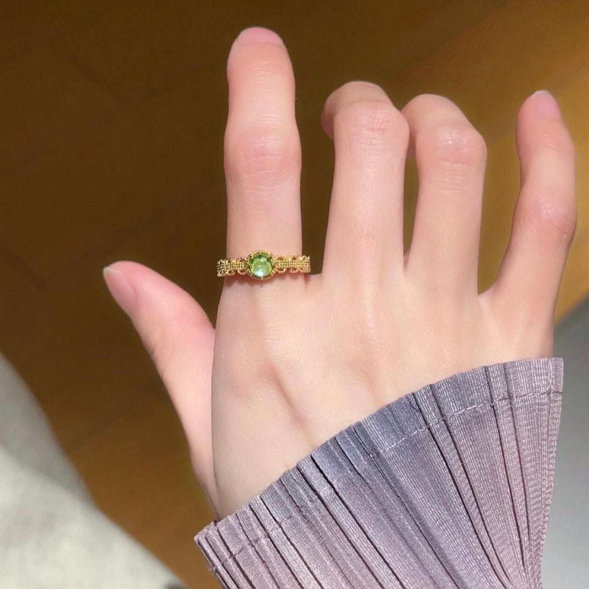 Baroque Green Crystal Inlaid Open Ring - ArtGalleryZen