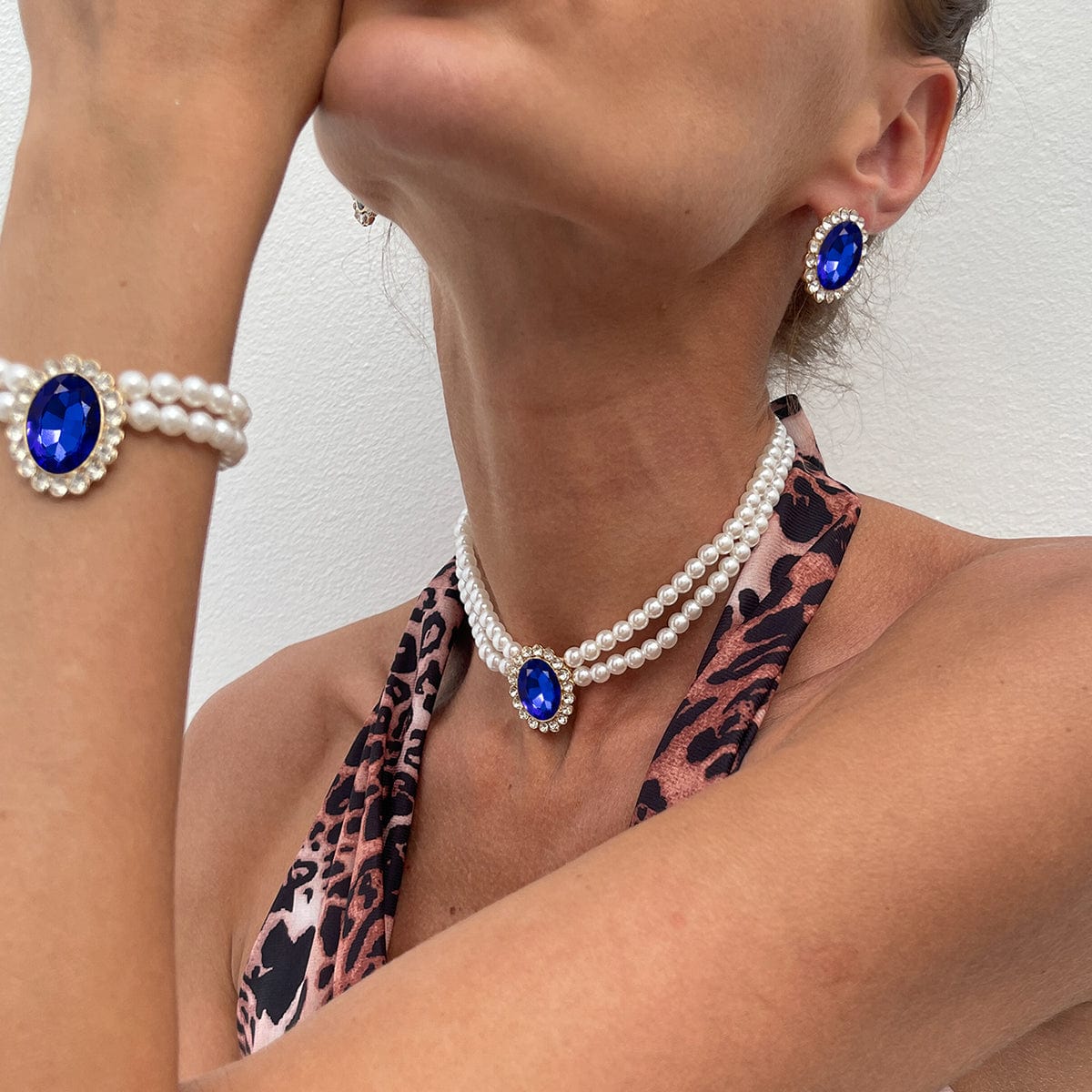 Baroque Layered Emerald CZ Inlaid Pearl Chain Choker Necklace Bracelet Earrings Set - ArtGalleryZen