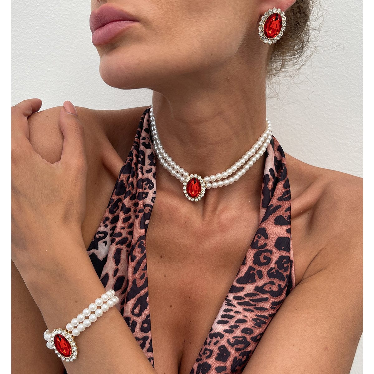 Baroque Layered Emerald CZ Inlaid Pearl Chain Choker Necklace Bracelet Earrings Set