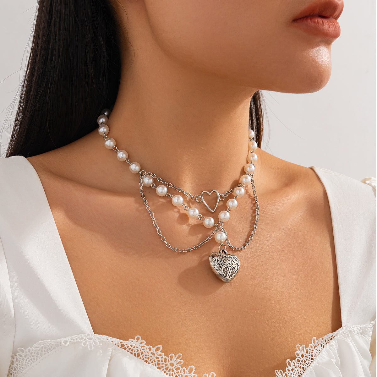 Baroque Layered Pattern Heart Pendant Pearl Chain Necklace