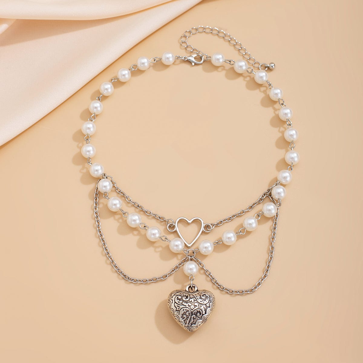 Baroque Layered Pattern Heart Pendant Pearl Chain Necklace