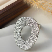 Thumbnail for Baroque Pearl Inlaid Sun Textured Square Hollow Oval Ring Set