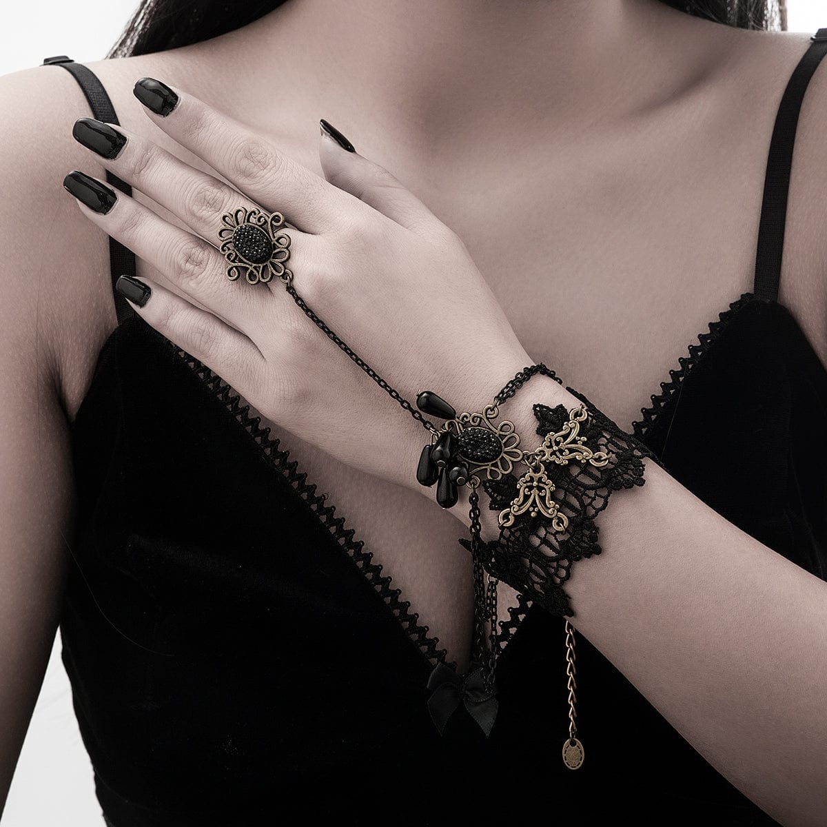 Baroque Retro Layered Crystal Tassel Floral Lace Finger Ring Bracelet