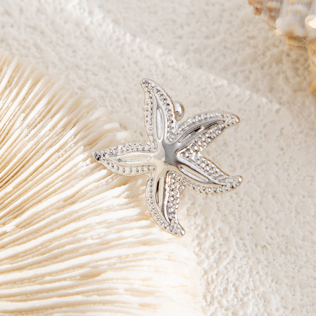 Beach Style Chunky Starfish Ear Cuff Earring - ArtGalleryZen