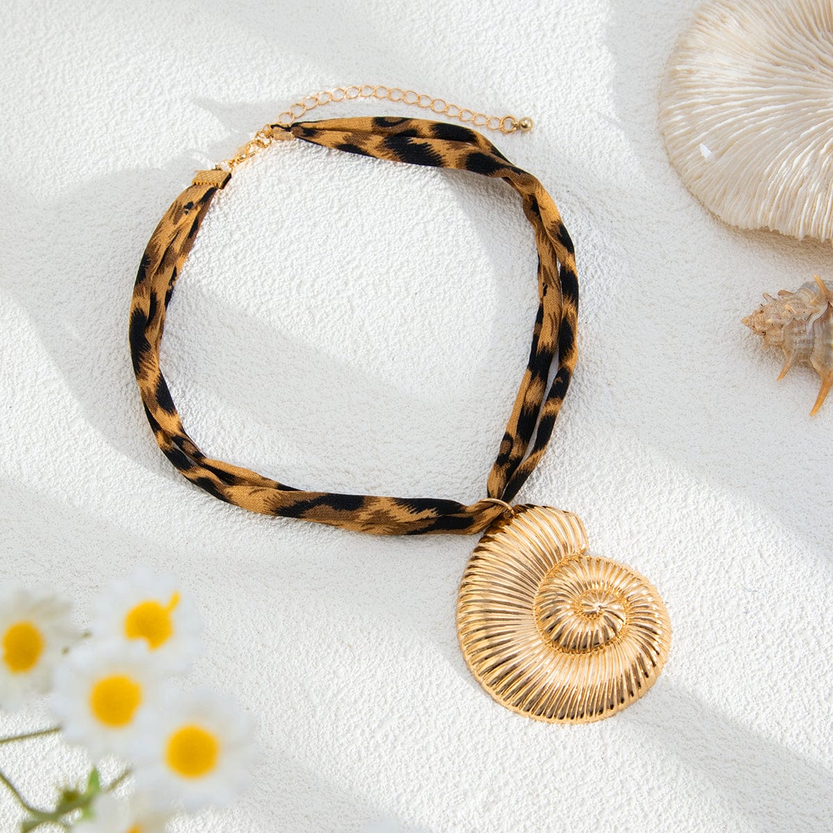 Beach Style Conch Starfish Flower Pendant Leopard Choker Necklace - ArtGalleryZen
