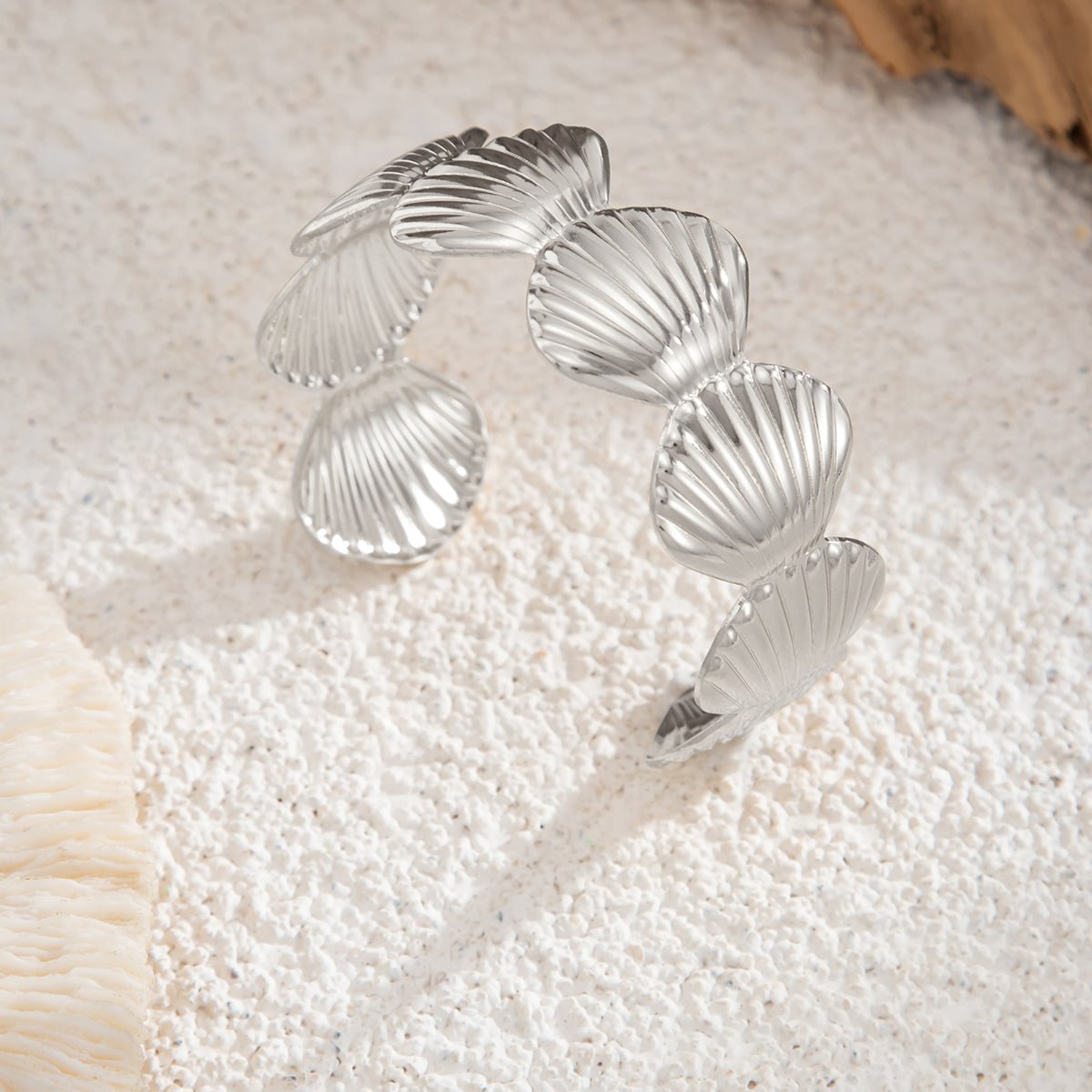 Beach Style Gols Silver Plated Shell Bangle Bracelet - ArtGalleryZen