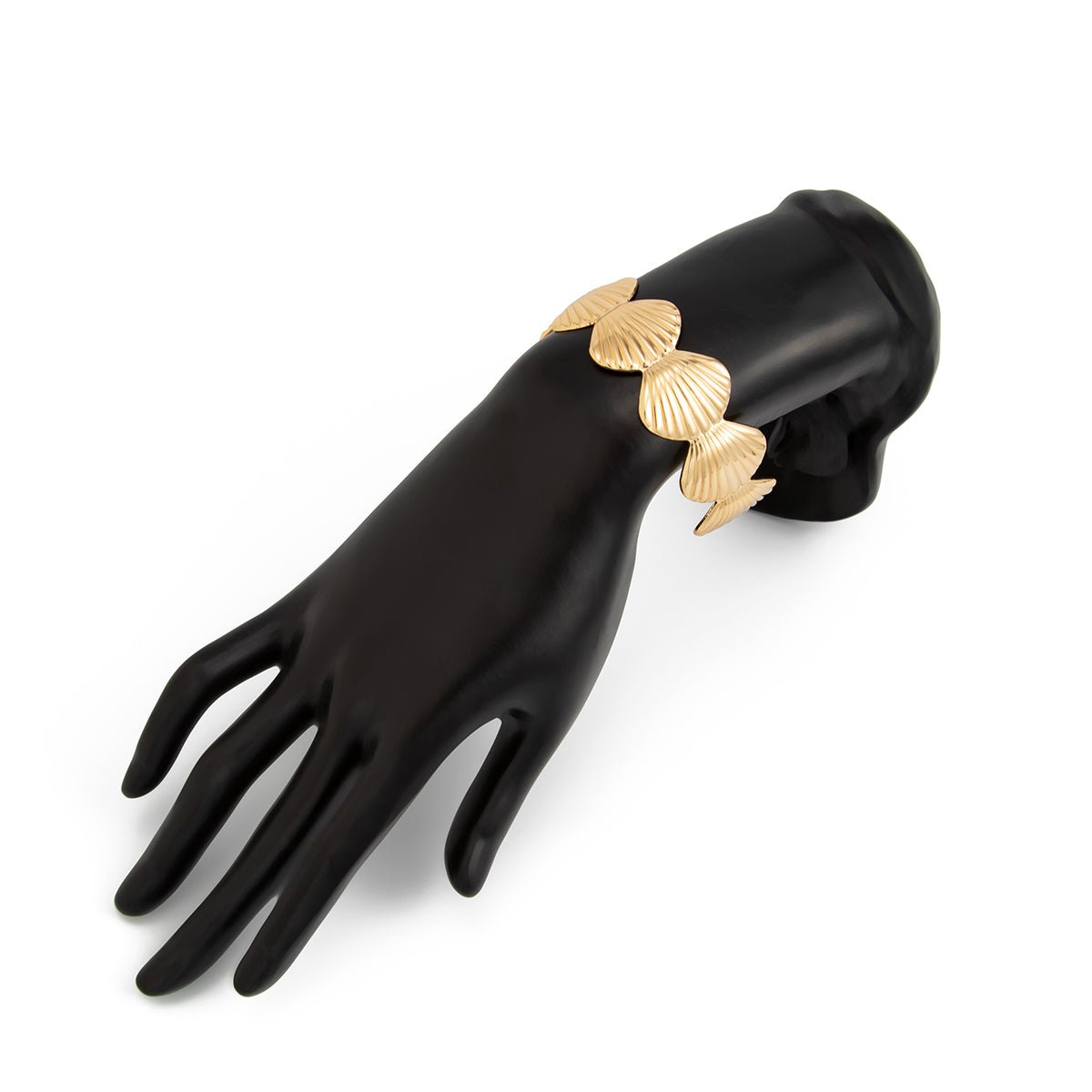 Beach Style Gols Silver Plated Shell Bangle Bracelet - ArtGalleryZen