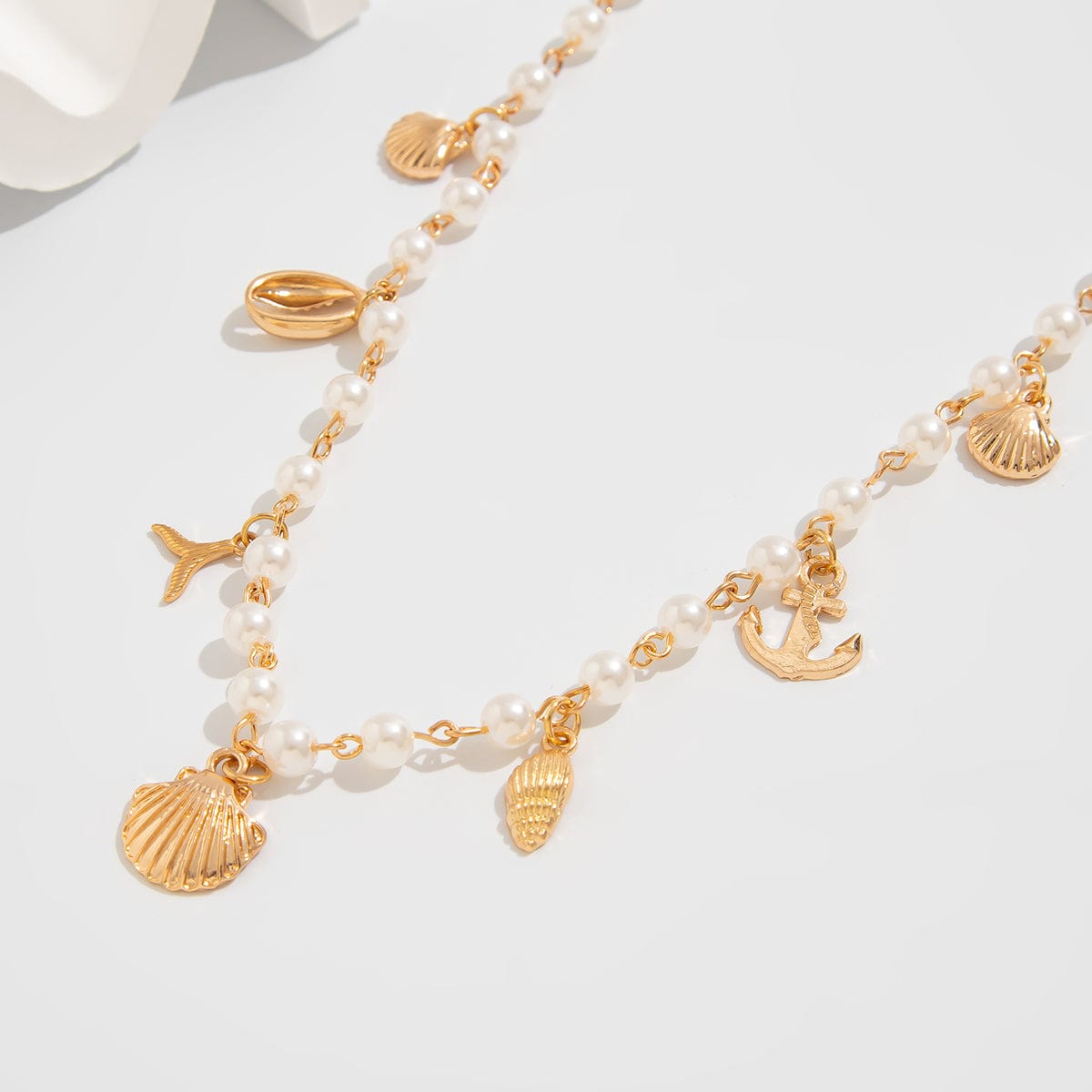 Beach Style Mermaid Tail Conch Shell Pendant Pearl Chain Necklace - ArtGalleryZen