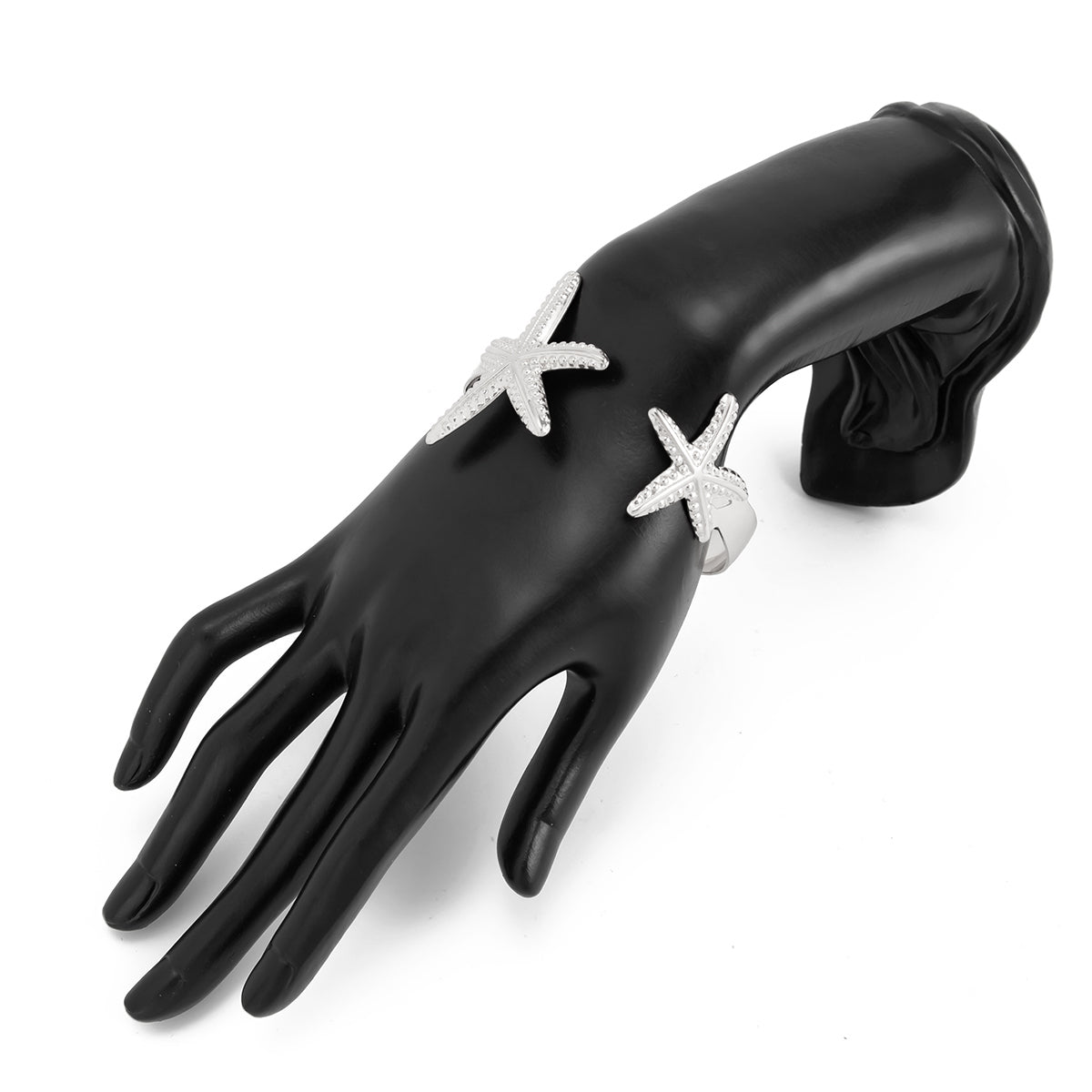 Beach Style Textured Starfish Bangle Bracelet - ArtGalleryZen