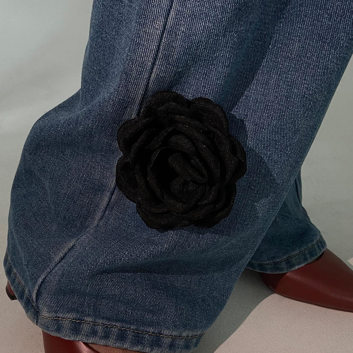 Black Rose Flower Trouser Pin - ArtGalleryZen