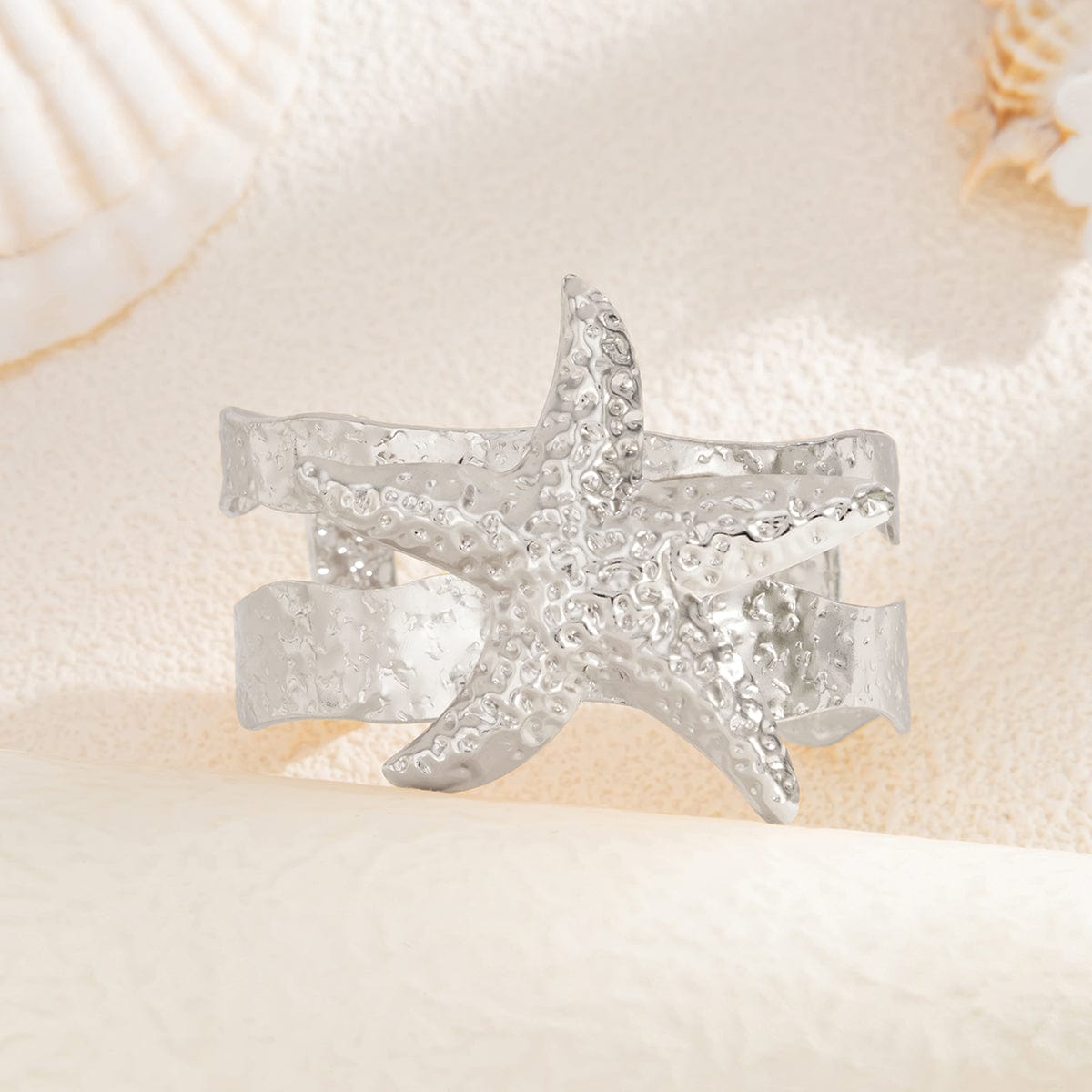 Bohemia Chunky Starfish Hollow Bangle Bracelet - ArtGalleryZen