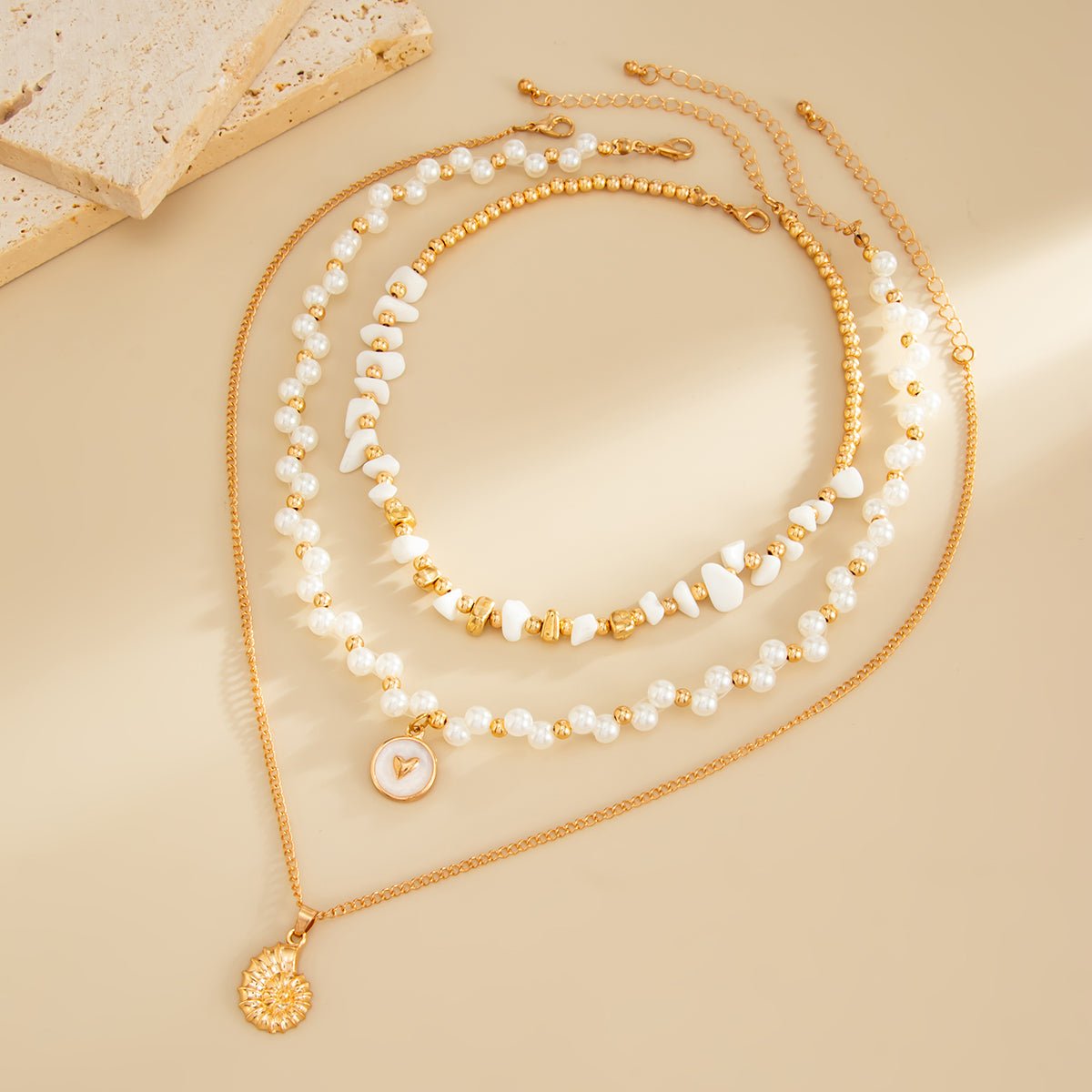 Boho 3pcs Conch Enamel Round Disk Pendant Pearl Chain Necklace Set - ArtGalleryZen