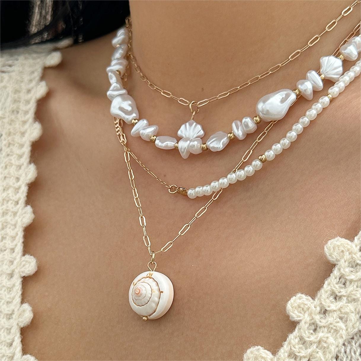 Boho 4Pcs Sea Shell Pendant Pearl Chain Necklace Set