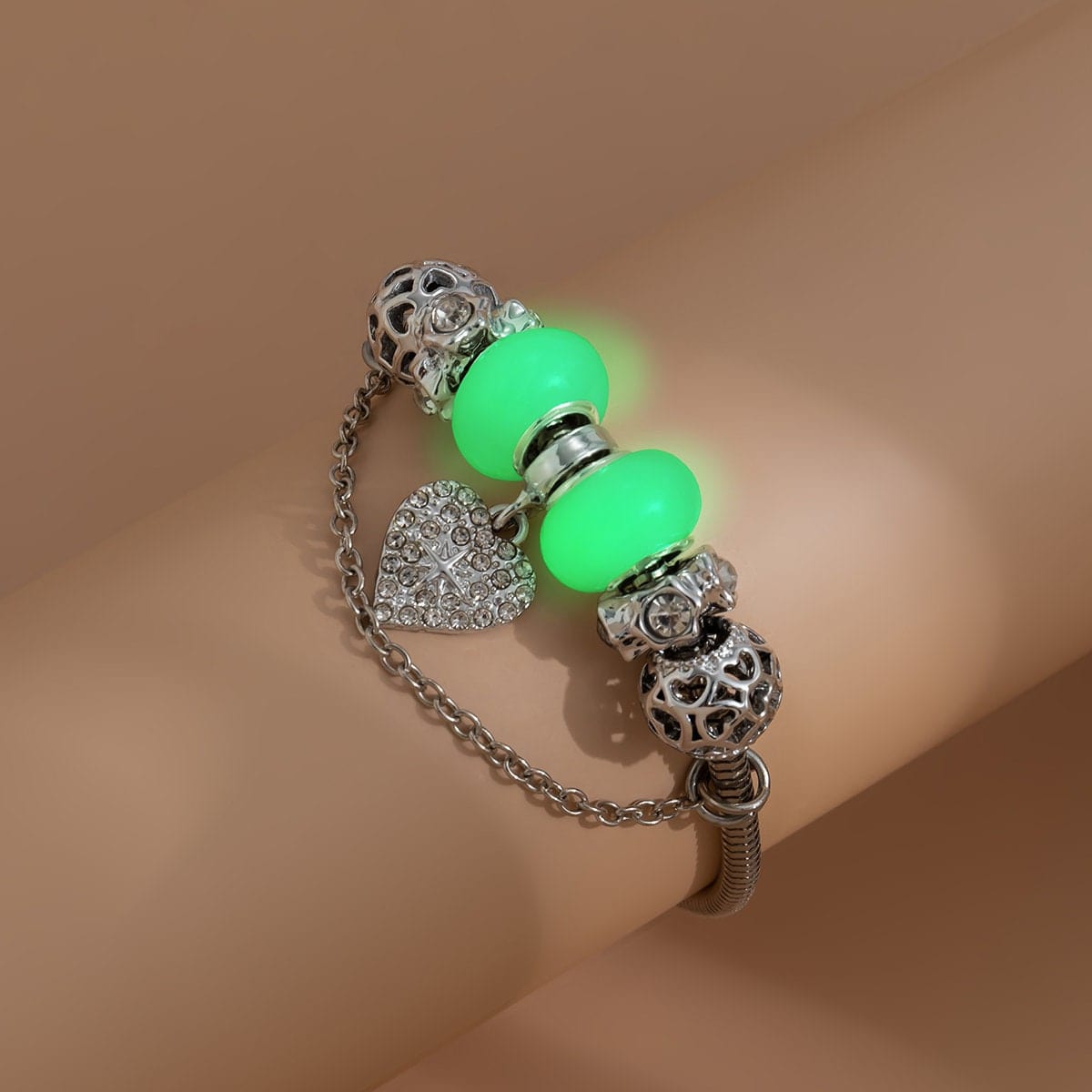 Luxury Designer Silver Plated Teddy Bear Green Charm Bracelet With Green  Crystal Pendant And Beaded Box Set For Pandora DIY From Pandora_home, $9.93  | DHgate.Com