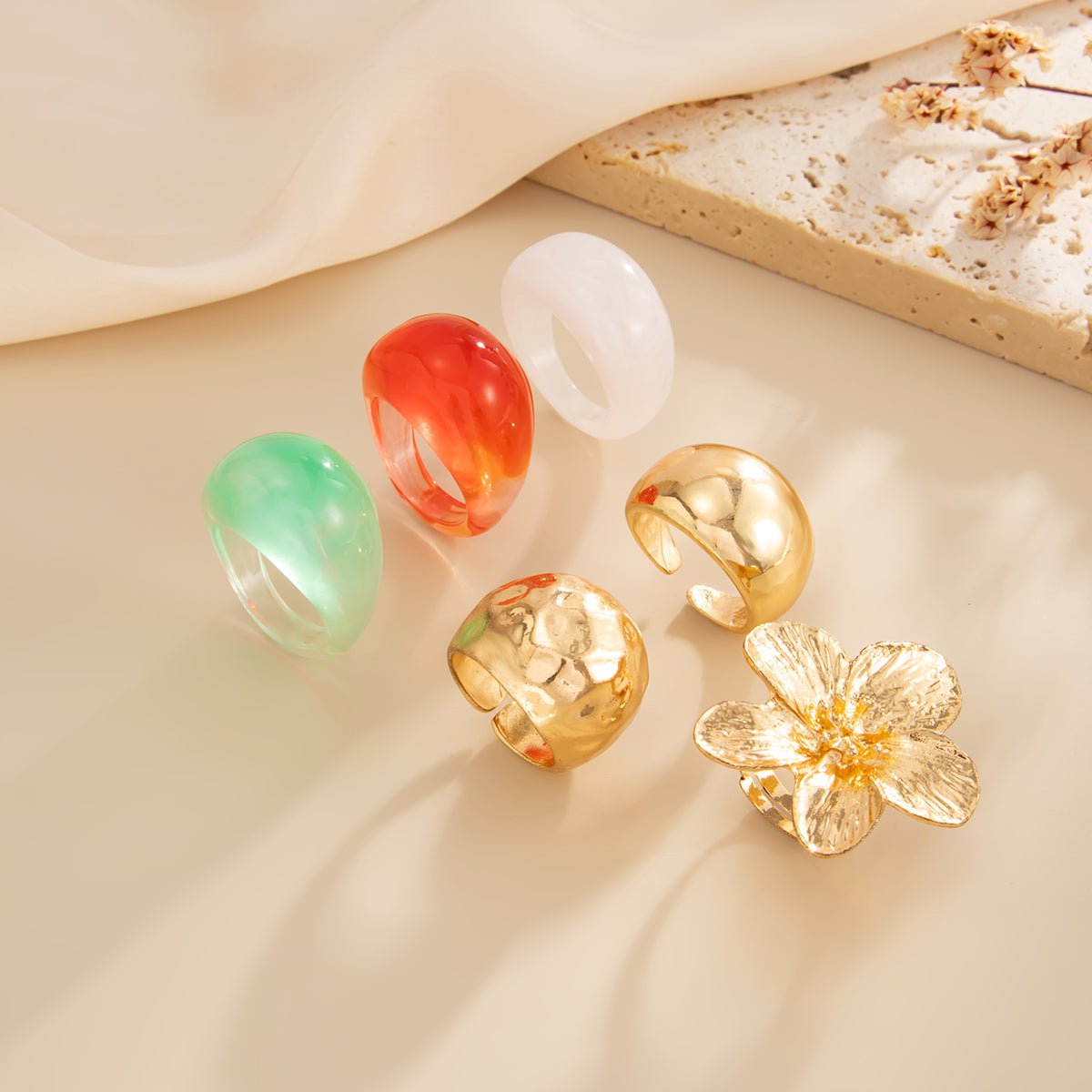 Boho Flower Ring Set 6pcs - Chunky Gradient Resin Statement Rings - ArtGalleryZen