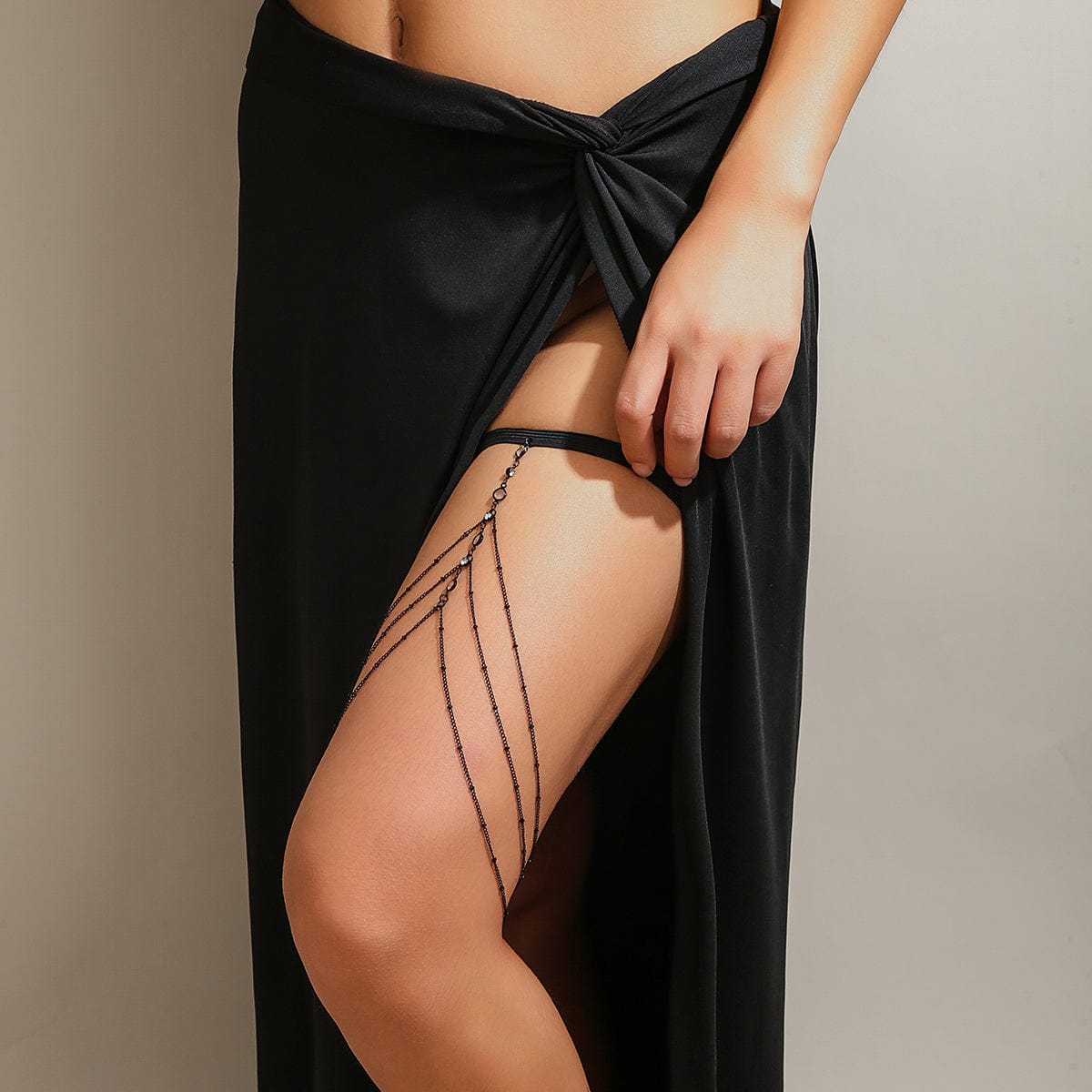 Boho Layering Rhinestone Inlaid Elastic Saturn Thigh Leg Chain - ArtGalleryZen