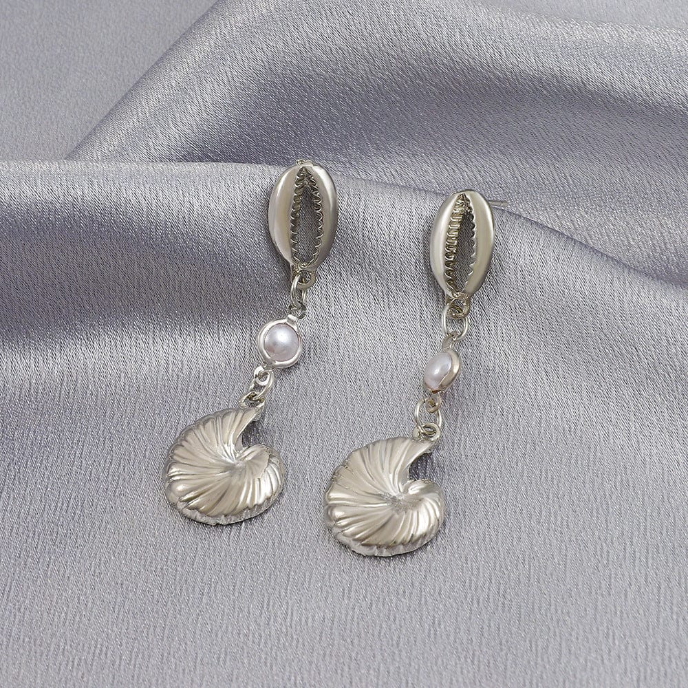 Boho Pearl Charm Metallic Conch Shell Earrings - ArtGalleryZen