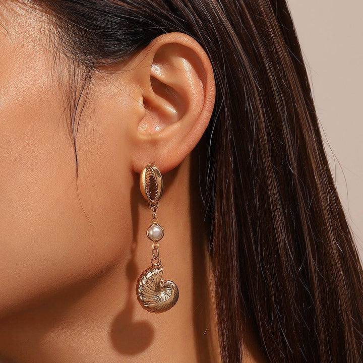 Conch Shell Post Earrings  Anthropologie Taiwan - Women's