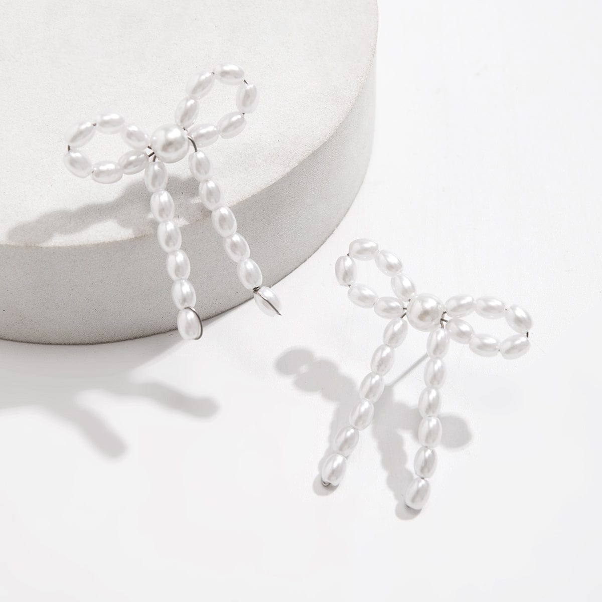 Pearl Ribbon Earring – ONNI JEWELS, Pearl Ribbon - nopatiolivraria