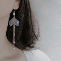 Thumbnail for Chic 14K Gold Mermaid Tail Pearl Chain Tassel Ear Clip Earrings - ArtGalleryZen