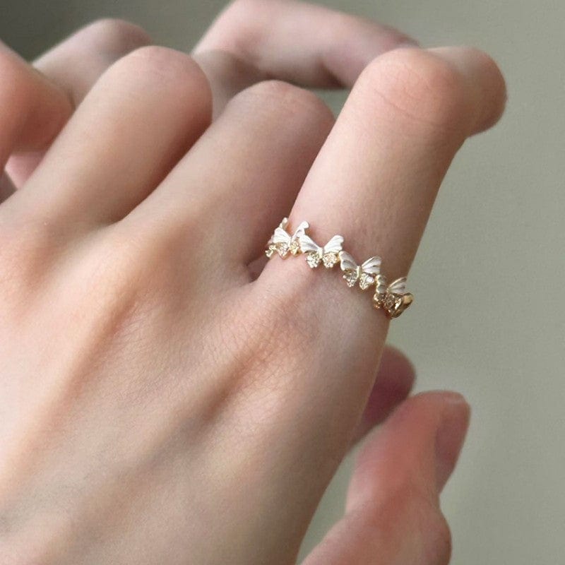 Chic 18K Gold Enamel Butterfly Ring - ArtGalleryZen