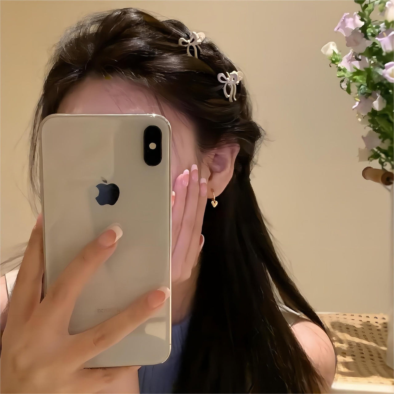 Chic 2 Pieces Enamel Ribbon Bowknot Hair Clips Set - ArtGalleryZen