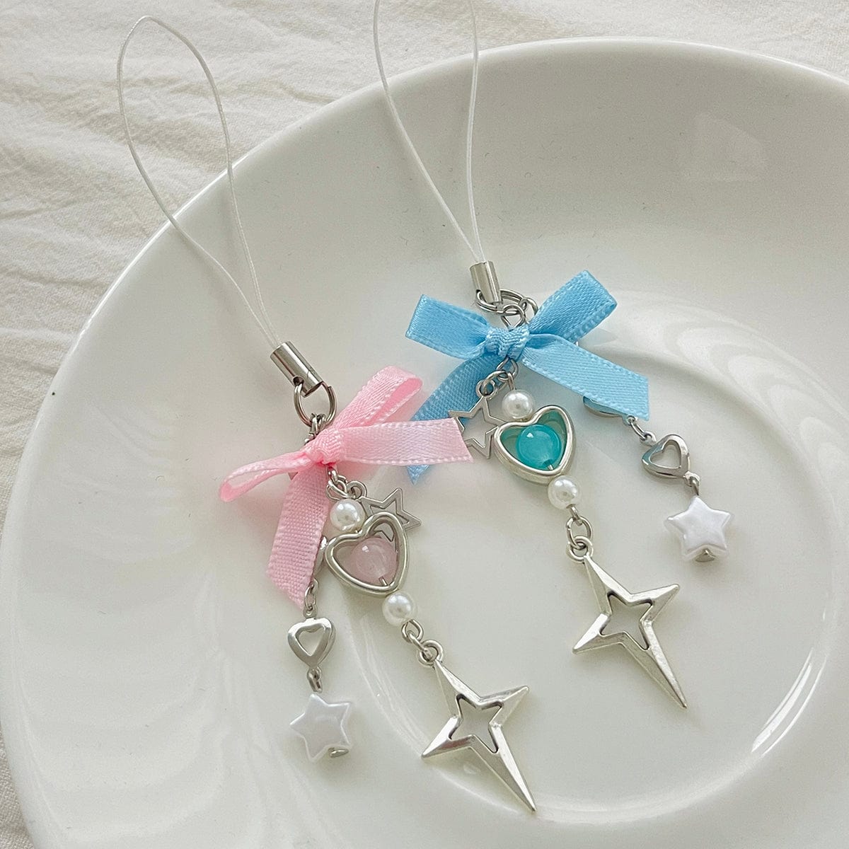 Chic 2pcs Bowknot Heart Star Keychain Phone Strap Set - ArtGalleryZen