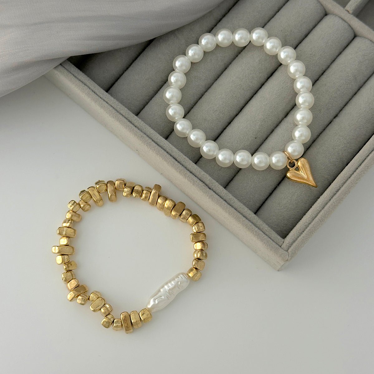 Chic 2pcs Heart Charm Pearl Irregular Beaded Chain Bracelet Set - ArtGalleryZen