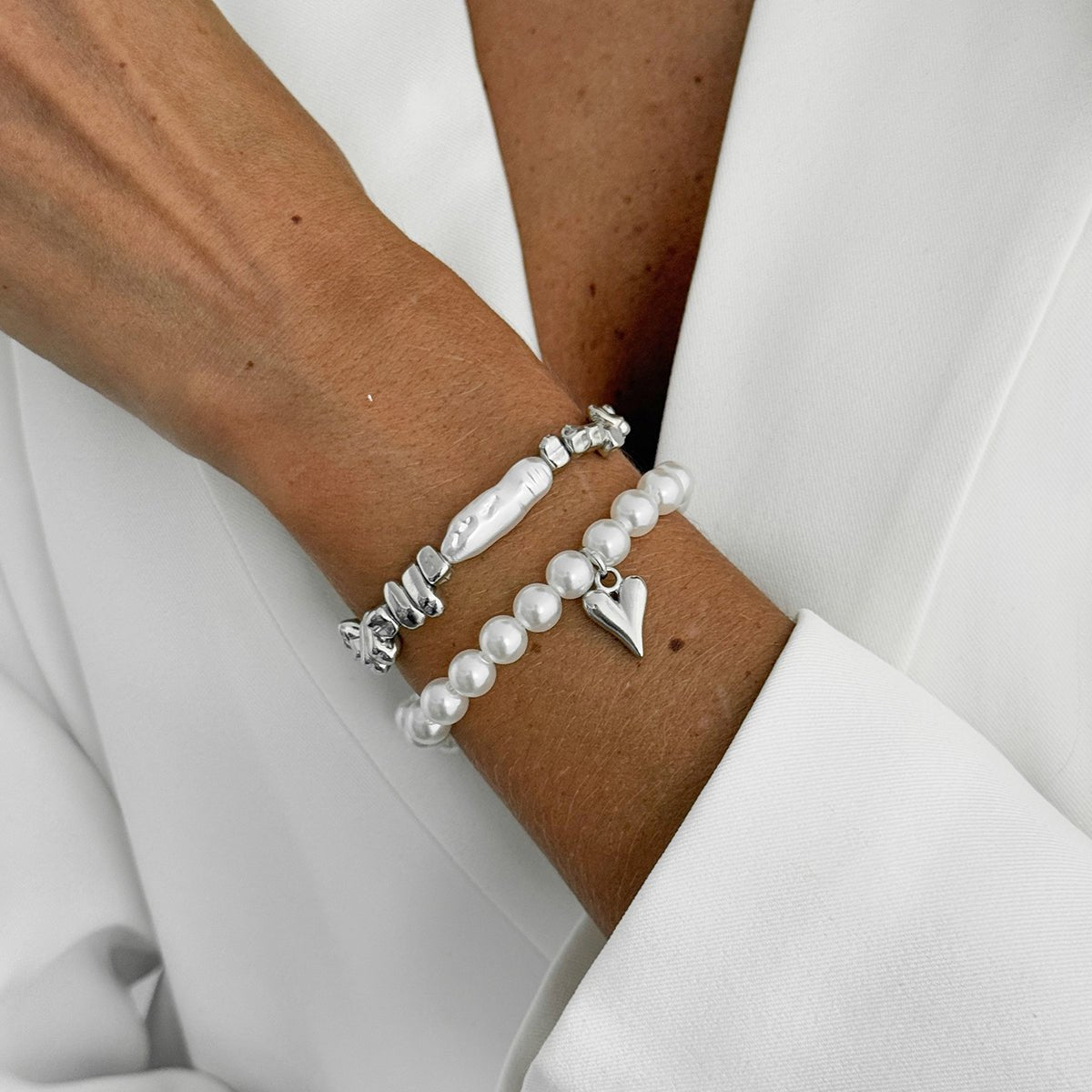 Chic 2pcs Heart Charm Pearl Irregular Beaded Chain Bracelet Set - ArtGalleryZen