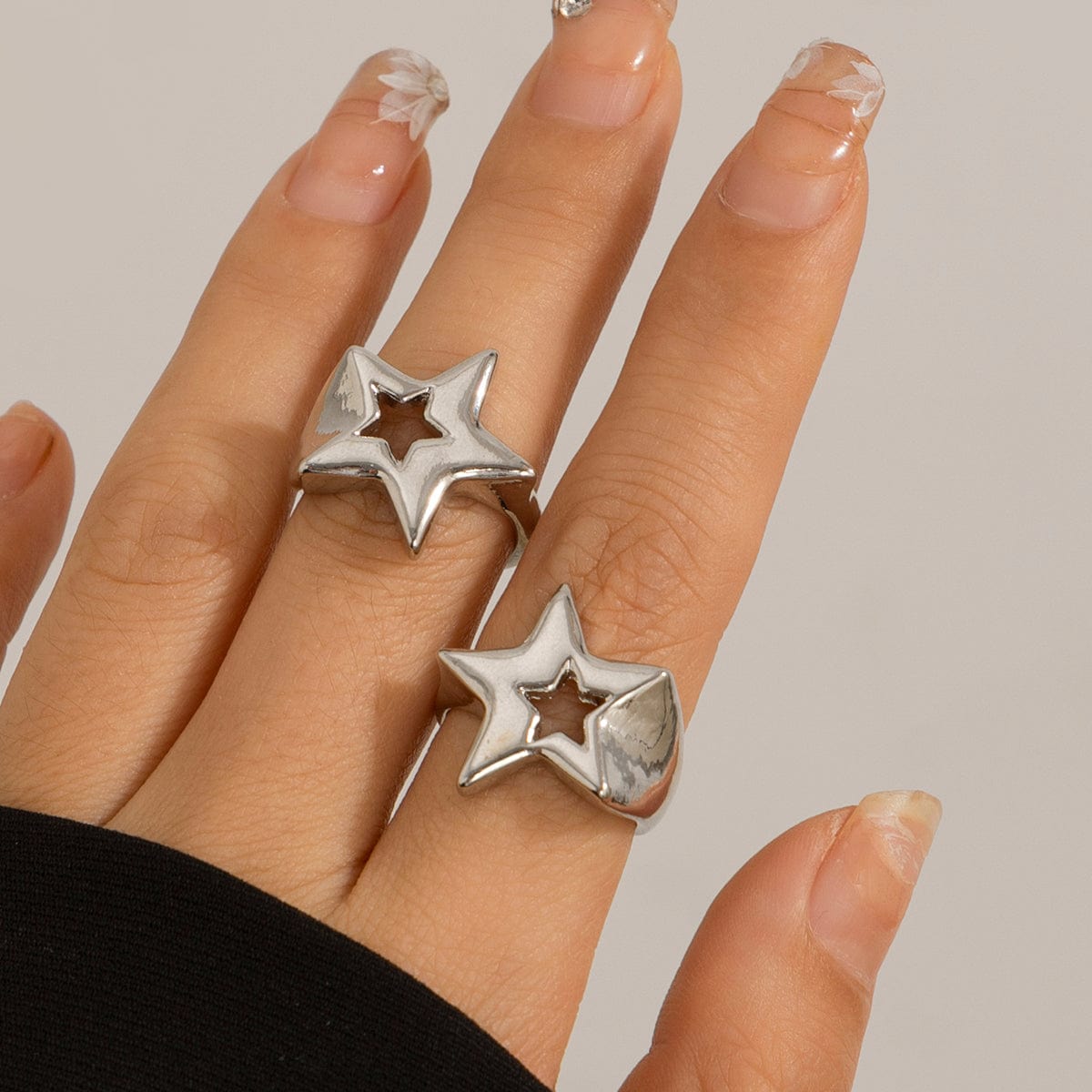Chic 2Pcs Hollow Star Open Ring Set - ArtGalleryZen