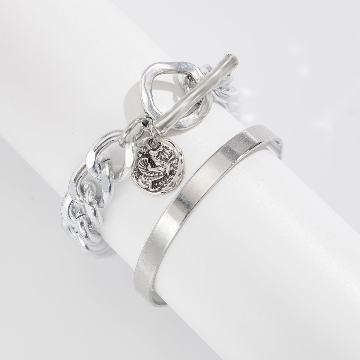 Chic 2pcs Silver Tone Toggle Clasp Relief Round Disk Charm Bracelet Set - ArtGalleryZen