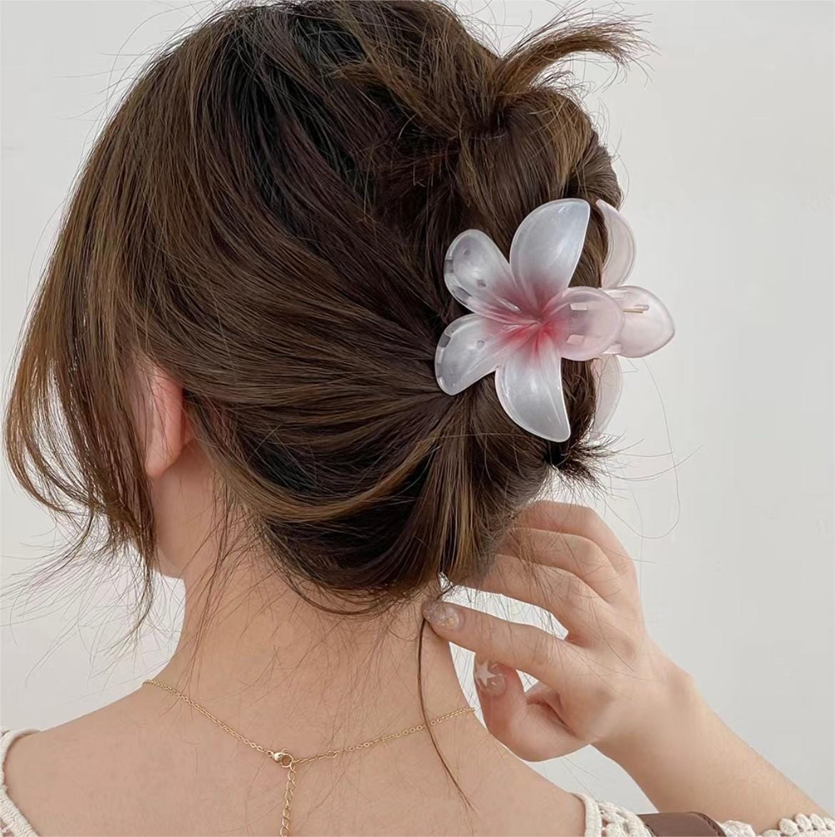 Chic 3Pcs Gradient Flower Hair Clip Hair Claw Set - ArtGalleryZen