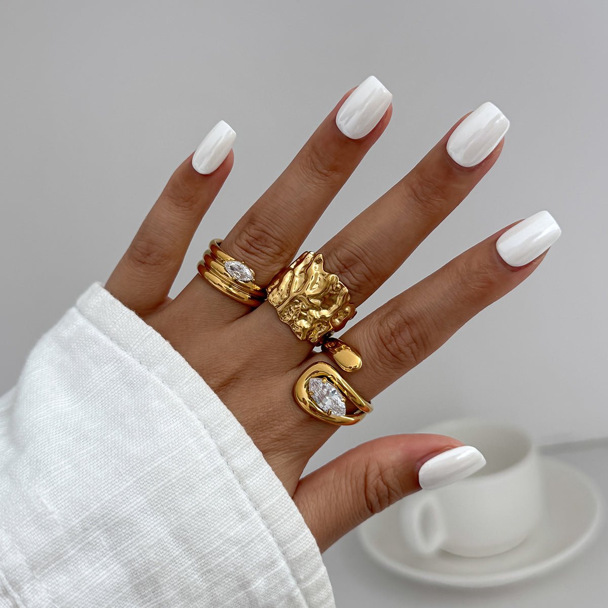 Chic 3pcs Rhinestone Inlaid Chunky Pleated Ring Set - ArtGalleryZen