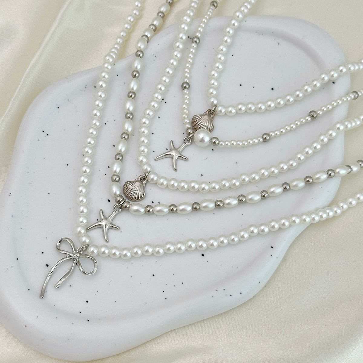 Chic 5pcs Bowknot Shell Starfish Pendant Pearl Chain Necklace Set - ArtGalleryZen